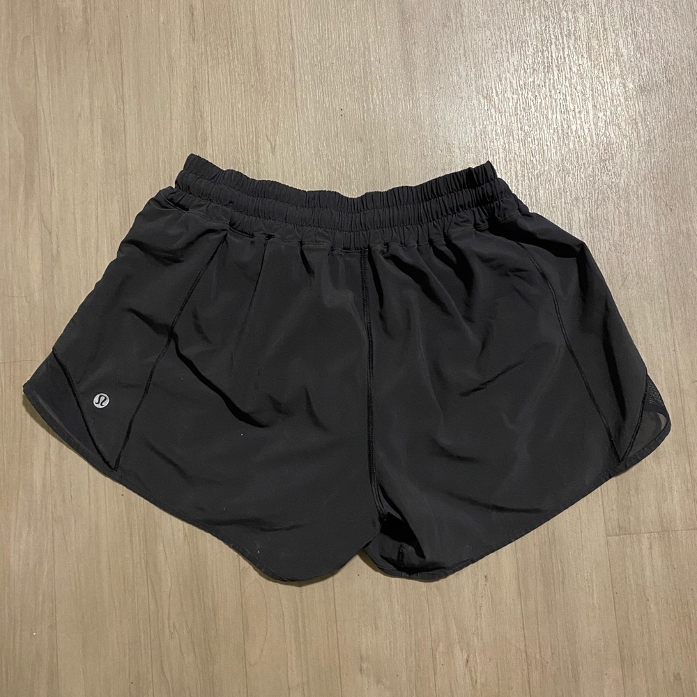 Lululemon Hotty Hot 4” Shorts